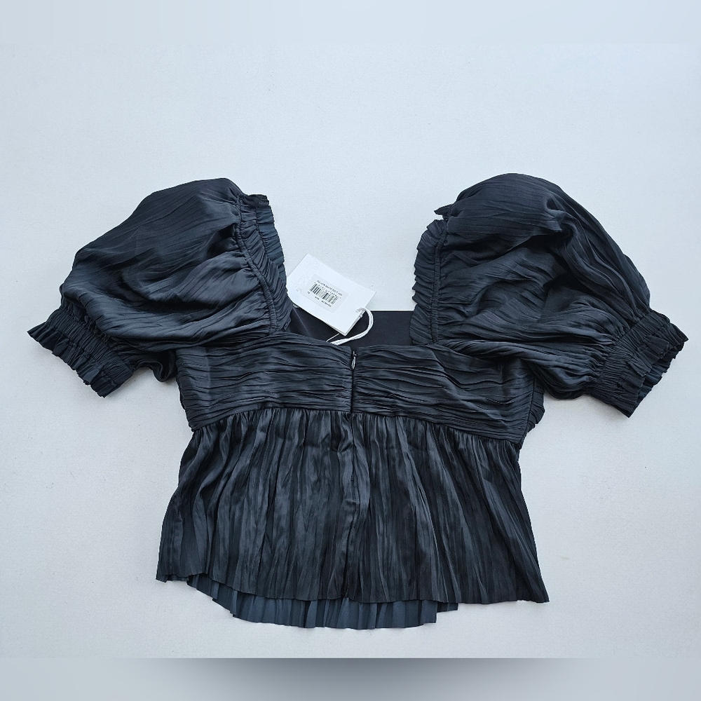 Frame Puff Sleeve Top - Picture 3 of 8